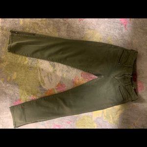 Lucky Brand Army Green Layla capri pant (Size 29)